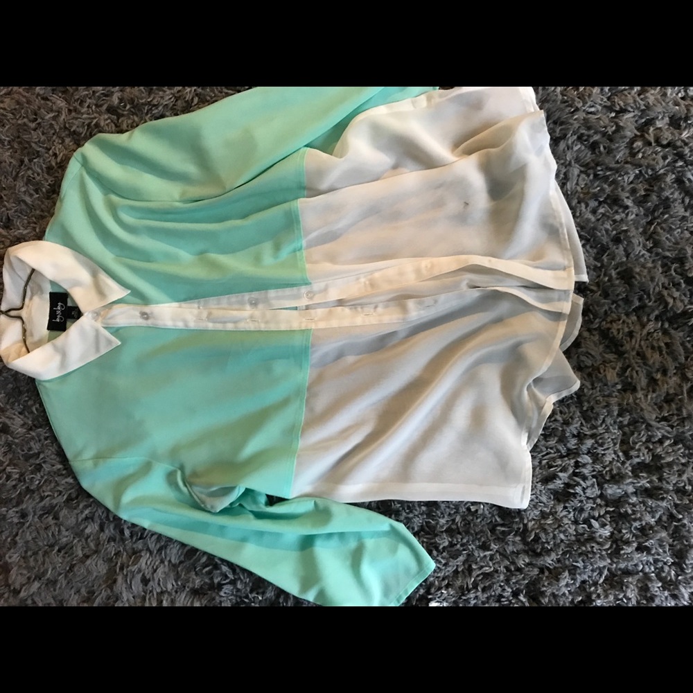 Blouse - Picture 2 of 2